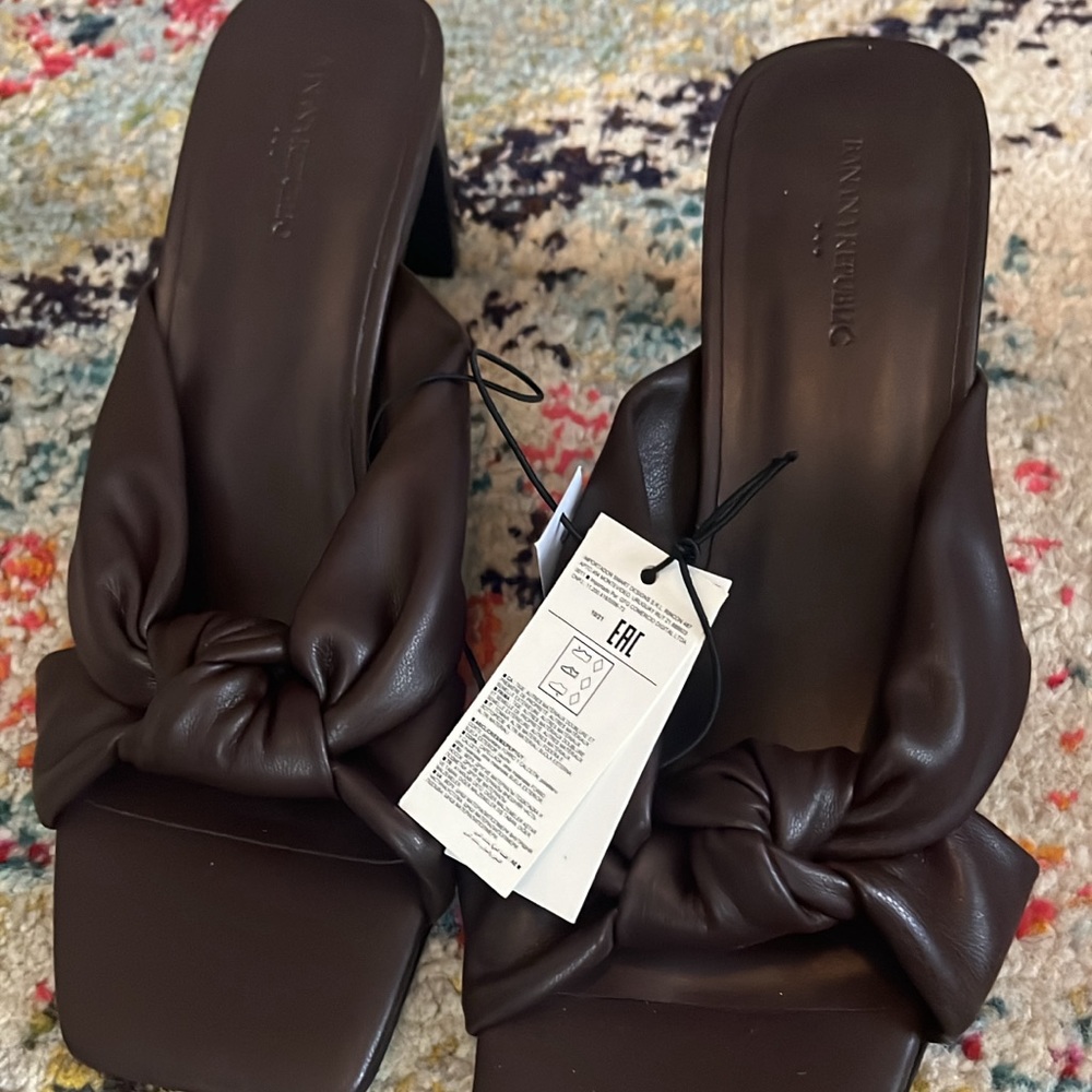 Knot Sandal